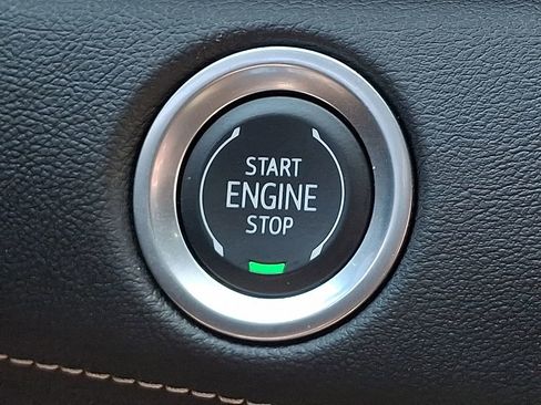 Used 2024 Cadillac Escalade ESV Premium Luxury w/ Performance Package image 26