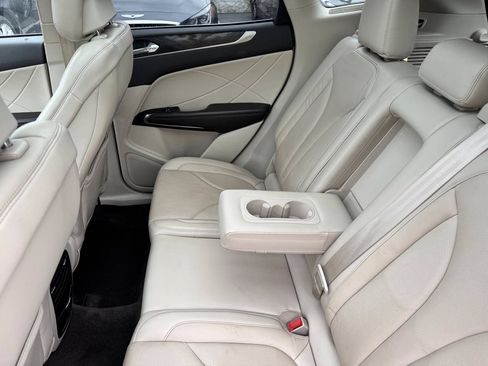 Used 2017 Lincoln MKC Reserve w/ Lincoln MKC Climate Package FWD image 29