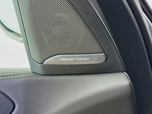 New 2026 BMW X5 xDrive50e w/ Premium Package image 19