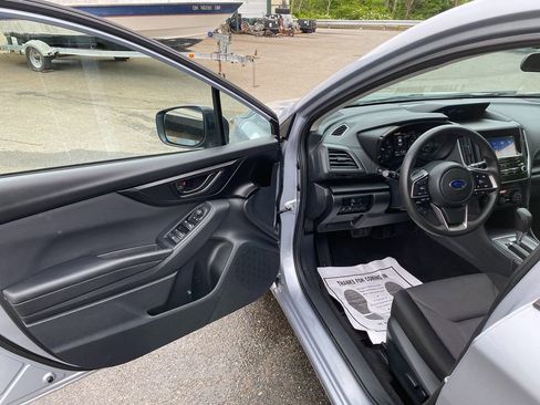 Used 2023 Subaru Impreza Premium image 9