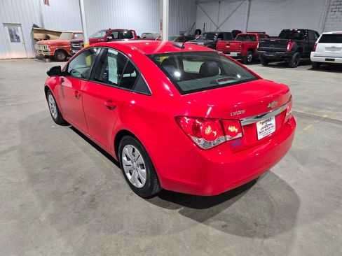 Used 2016 Chevrolet Cruze LS FWD image 8