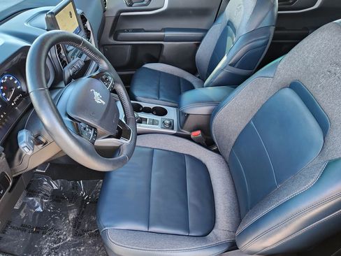 Used 2023 Ford Bronco Sport Outer Banks image 3