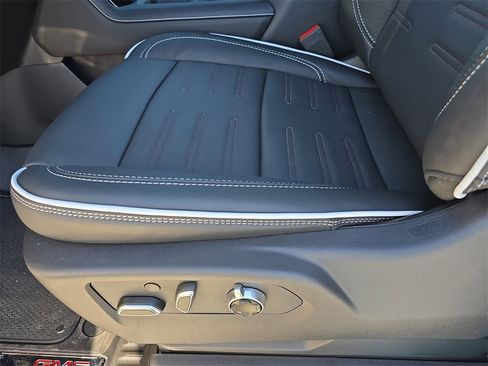 New 2026 GMC Sierra 2500 AT4X image 26