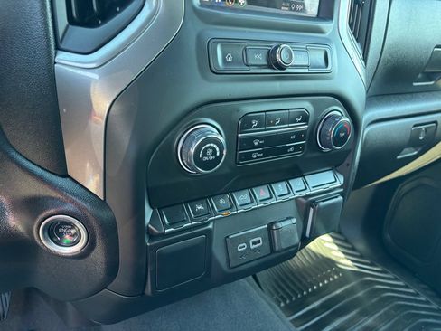 Certified 2025 Chevrolet Silverado 1500 Custom RWD image 17