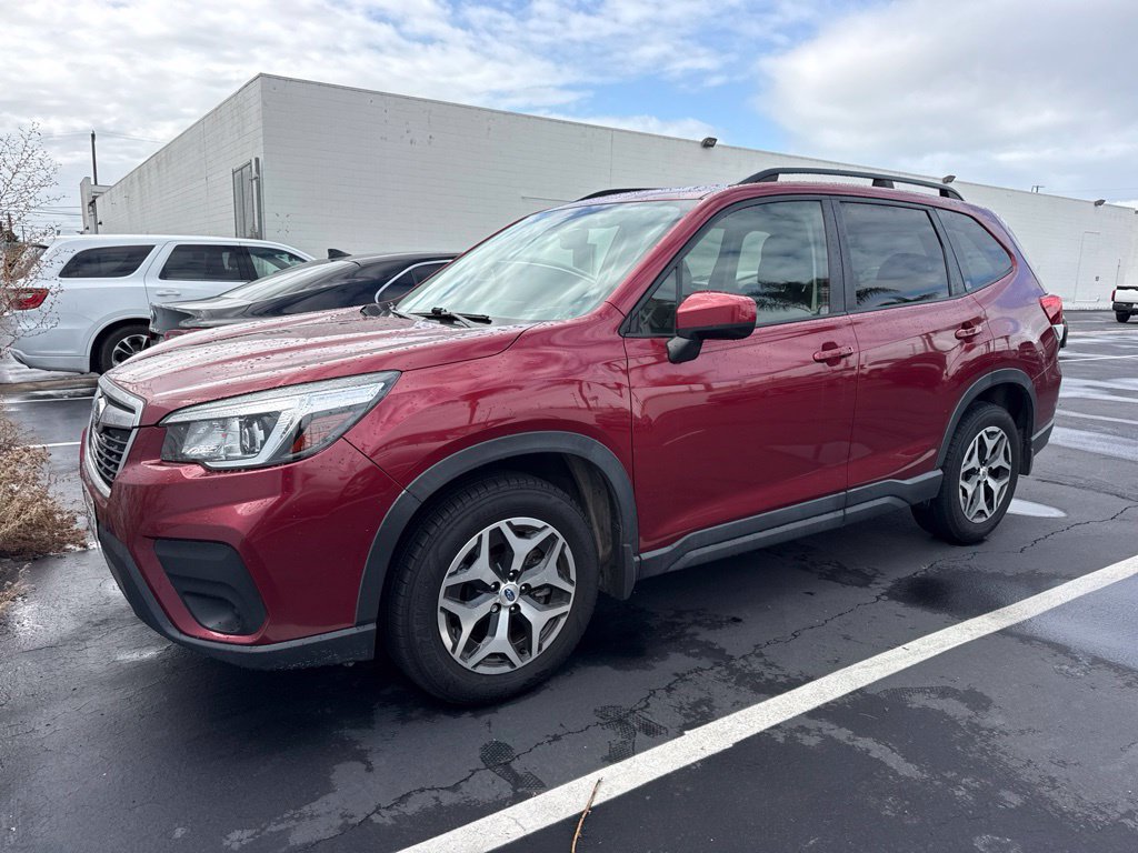 Used 2019 Subaru Forester Premium AWD/4WD image 3