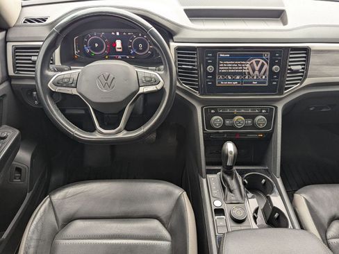 Used 2021 Volkswagen Atlas SEL Premium image 27
