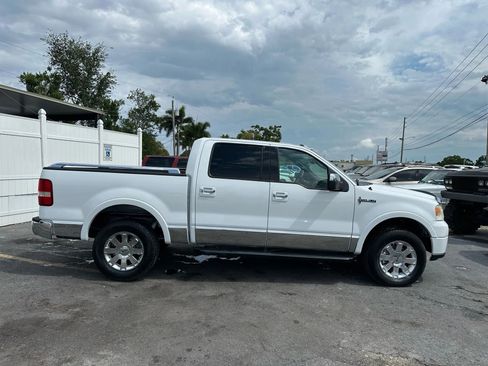 Used 2006 Lincoln Mark LT 4x4 image 2