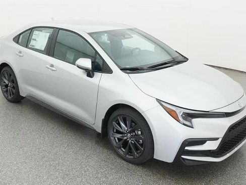 New 2026 Toyota Corolla SE FWD image 13