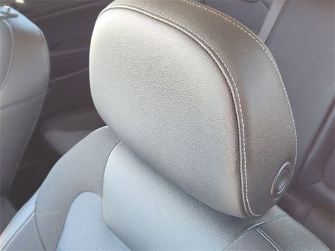 Certified 2024 Chevrolet Trax LT w/ Sunroof Package image 16