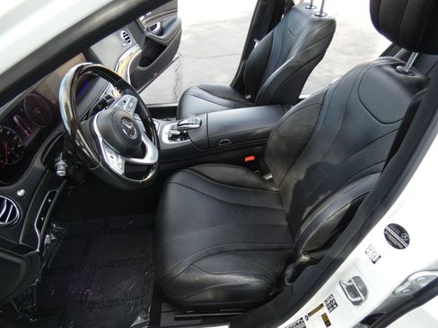 Used 2019 Mercedes-Benz S 450 Sedan image 55