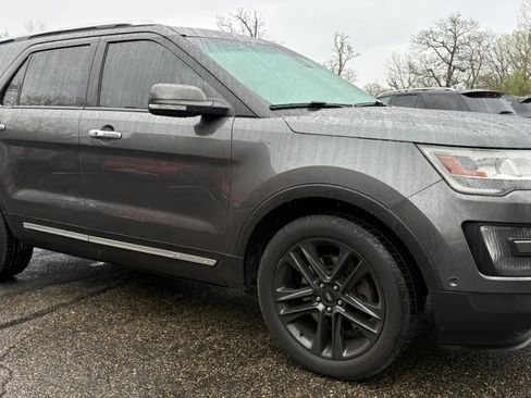 Used 2016 Ford Explorer Limited w/ Equipment Group 301A AWD/4WD image 12