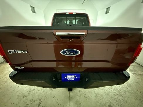 Used 2016 Ford F150 Lariat w/ Equipment Group 502A Luxury AWD/4WD image 4