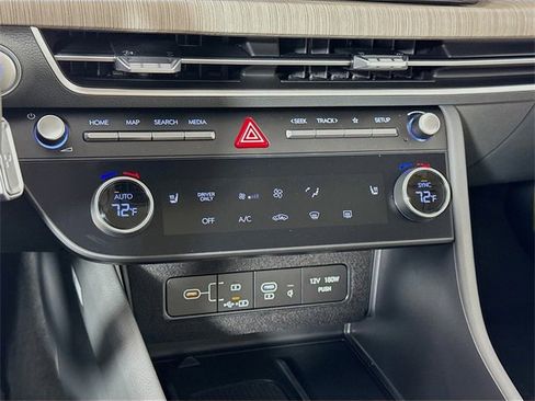 New 2025 Hyundai Sonata SEL image 14