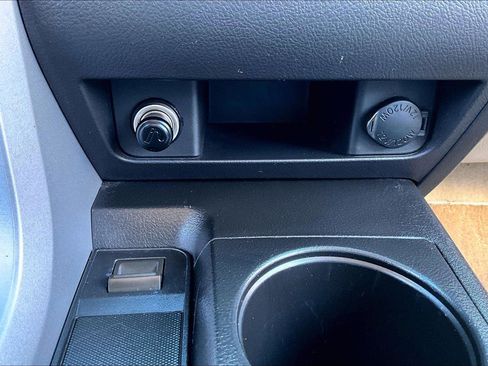 Used 2008 Toyota Sequoia Limited image 31