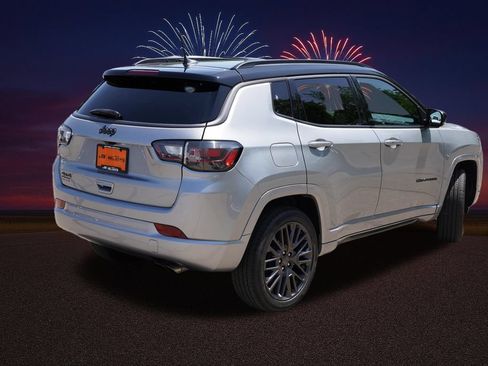 Certified 2022 Jeep Compass High Altitude AWD/4WD image 5