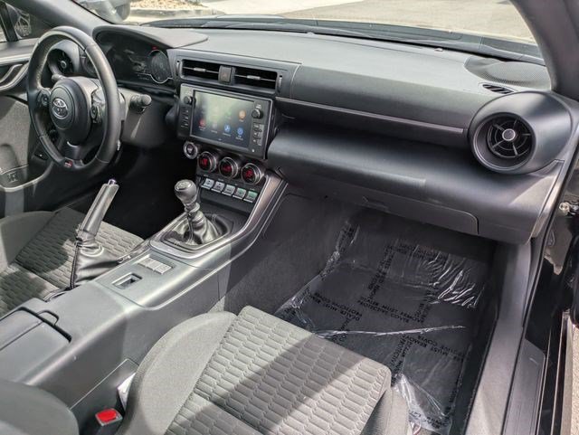Certified 2023 Toyota GR86 w/ ALL Weather Mat Package (TMS) RWD image 30
