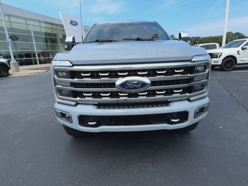 Certified 2024 Ford F250 Platinum AWD/4WD image 3