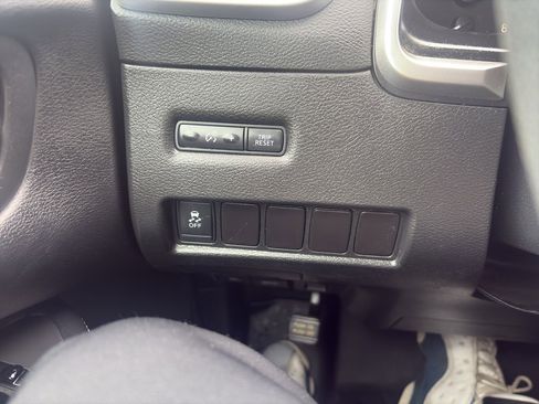 Used 2015 Nissan Murano S w/ Navigation Package image 21