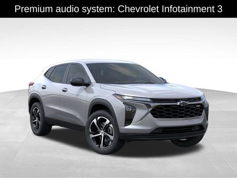 New 2026 Chevrolet Trax RS w/ Driver Confidence Package FWD image 8