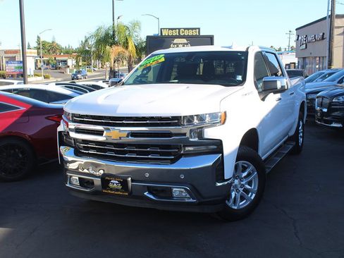 Used 2019 Chevrolet Silverado 1500 LTZ w/ LTZ Plus Package AWD/4WD image 41