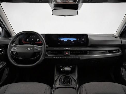 Certified 2025 Kia K4 FWD image 36