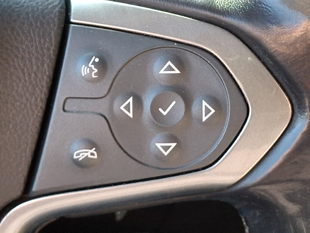 Used 2019 Chevrolet Silverado 1500 LT AWD/4WD image 22