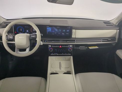 Certified 2026 Hyundai Santa Fe SE image 18