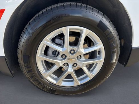 Used 2024 Chevrolet Equinox LT image 9