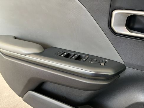 Used 2025 Kia K4 FWD image 18