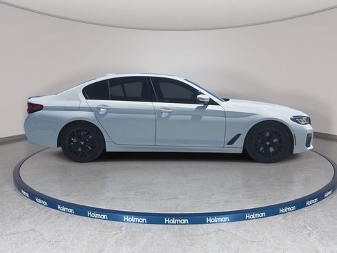 Used 2023 BMW 530i w/ M Sport Package RWD image 5