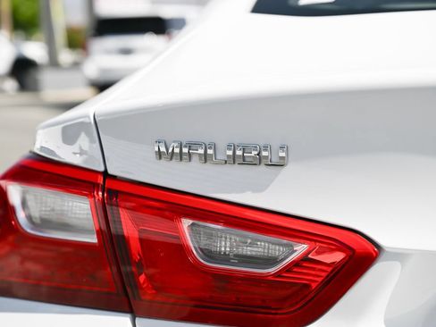 Used 2023 Chevrolet Malibu LS FWD image 13