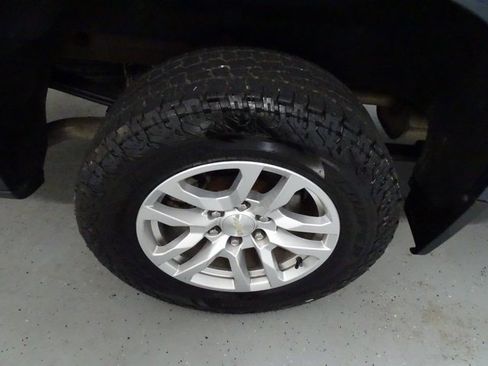 Used 2019 Chevrolet Silverado 1500 LT w/ All-Star Edition image 29