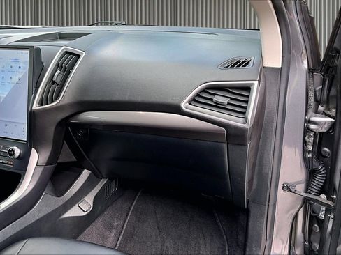 Used 2023 Ford Edge SEL AWD/4WD image 18