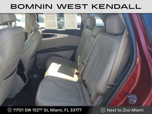 Used 2019 Lincoln Nautilus FWD image 17