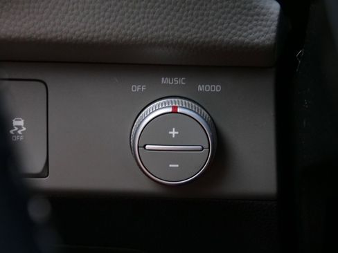 Used 2019 Kia Soul + w/ Audio Package image 40