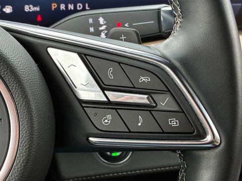 Used 2025 Buick Enclave Preferred FWD image 19