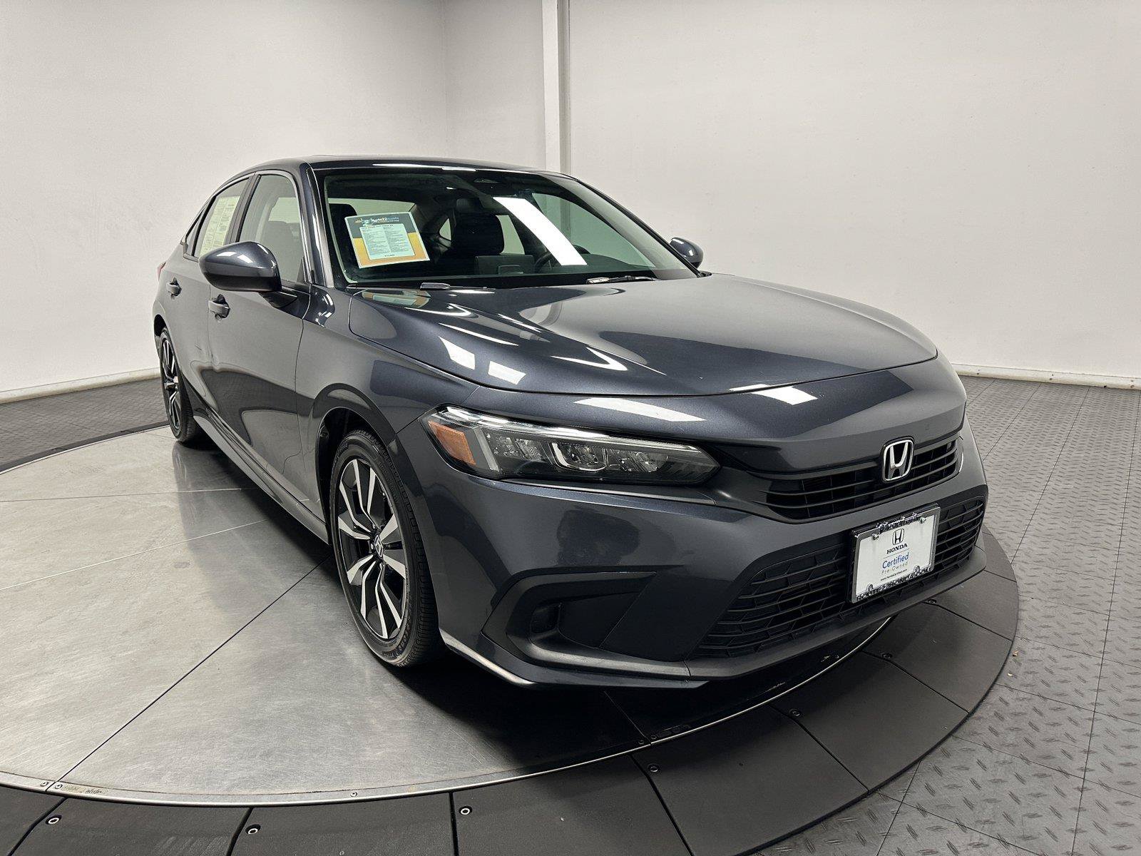 Used 2022 Honda Civic EX image 2