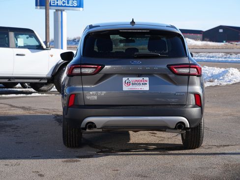 Used 2024 Ford Escape Active image 4