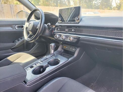 Used 2023 Honda Civic Sport image 12