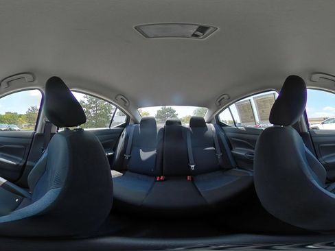 Used 2025 Nissan Versa SV FWD image 39