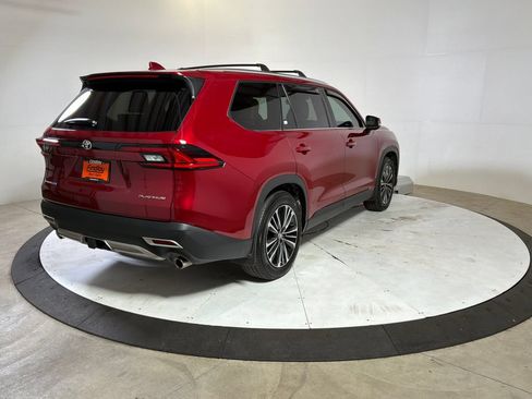 Used 2026 Toyota Grand Highlander AWD Hybrid image 7