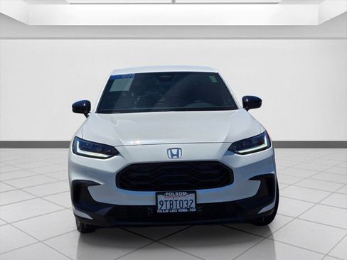 Certified 2025 Honda HR-V Sport image 2