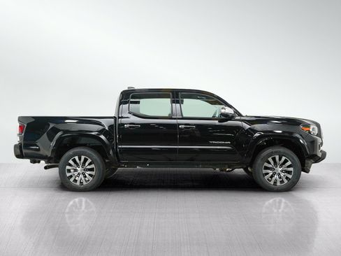 Used 2022 Toyota Tacoma Limited AWD/4WD image 6