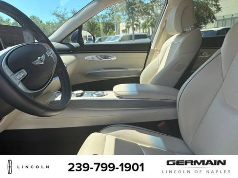 Used 2024 Genesis GV70 2.5T w/ Advanced Package AWD/4WD image 12