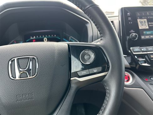 Used 2018 Honda Odyssey EX-L image 21