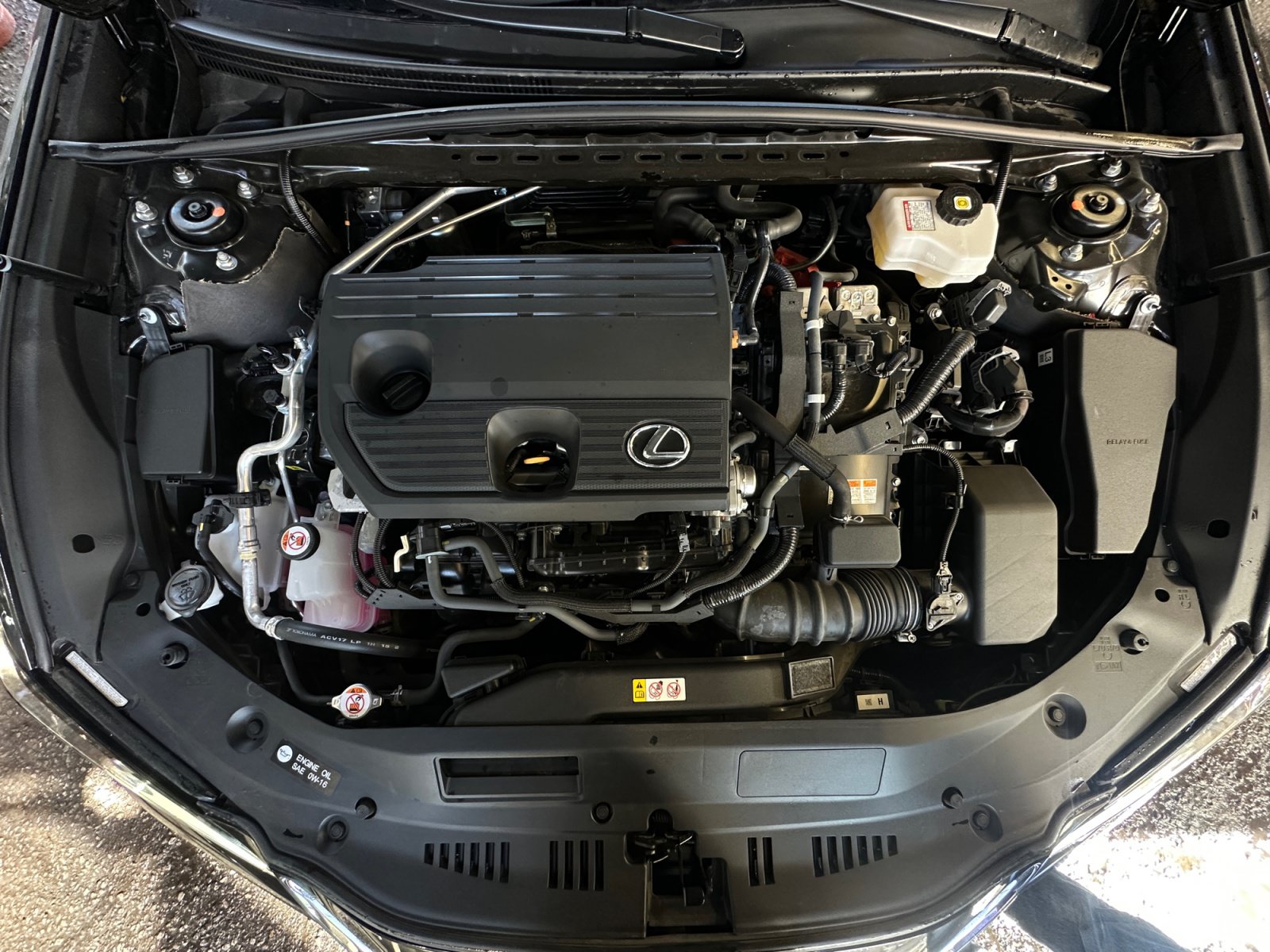 Used 2025 Lexus ES 300h w/ Premium Package FWD image 26