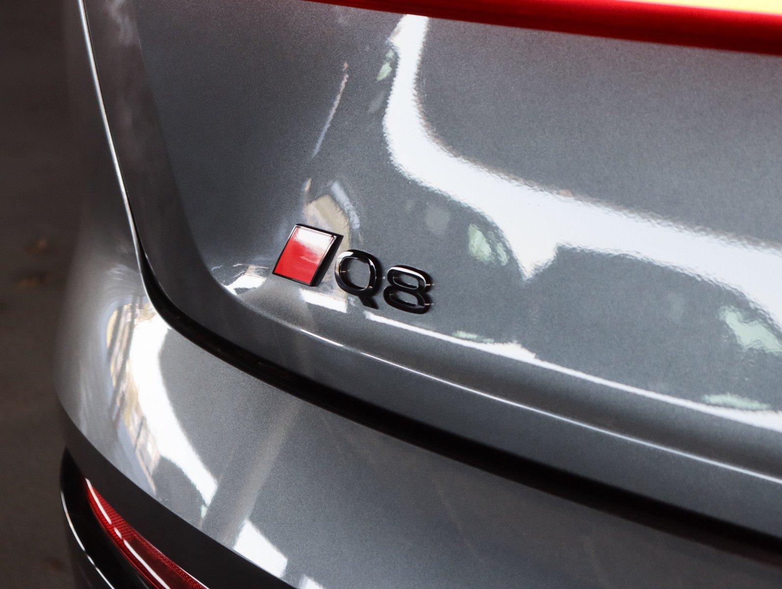 Used 2024 Audi Q8 e-tron Prestige AWD/4WD image 26