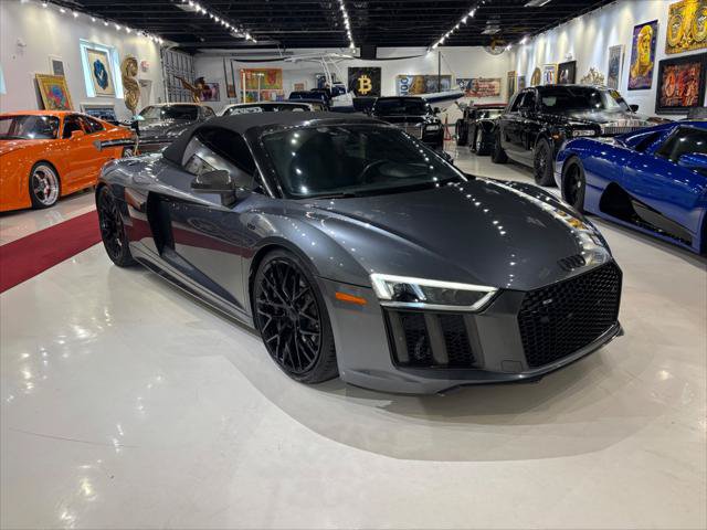 Used 2017 Audi R8 V10 w/ Carbon Exterior Package AWD/4WD image 9