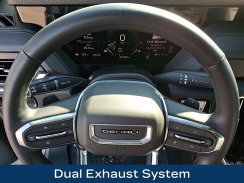 Used 2025 GMC Yukon XL Denali image 23