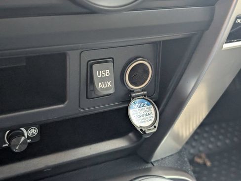 Used 2018 Toyota 4Runner SR5 Premium AWD/4WD image 19